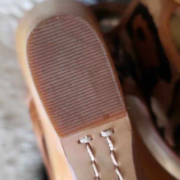 Ladies Shoes - Picture 11 of 16